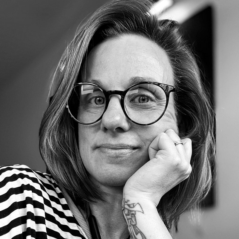Photo of the writer Jo Gatford